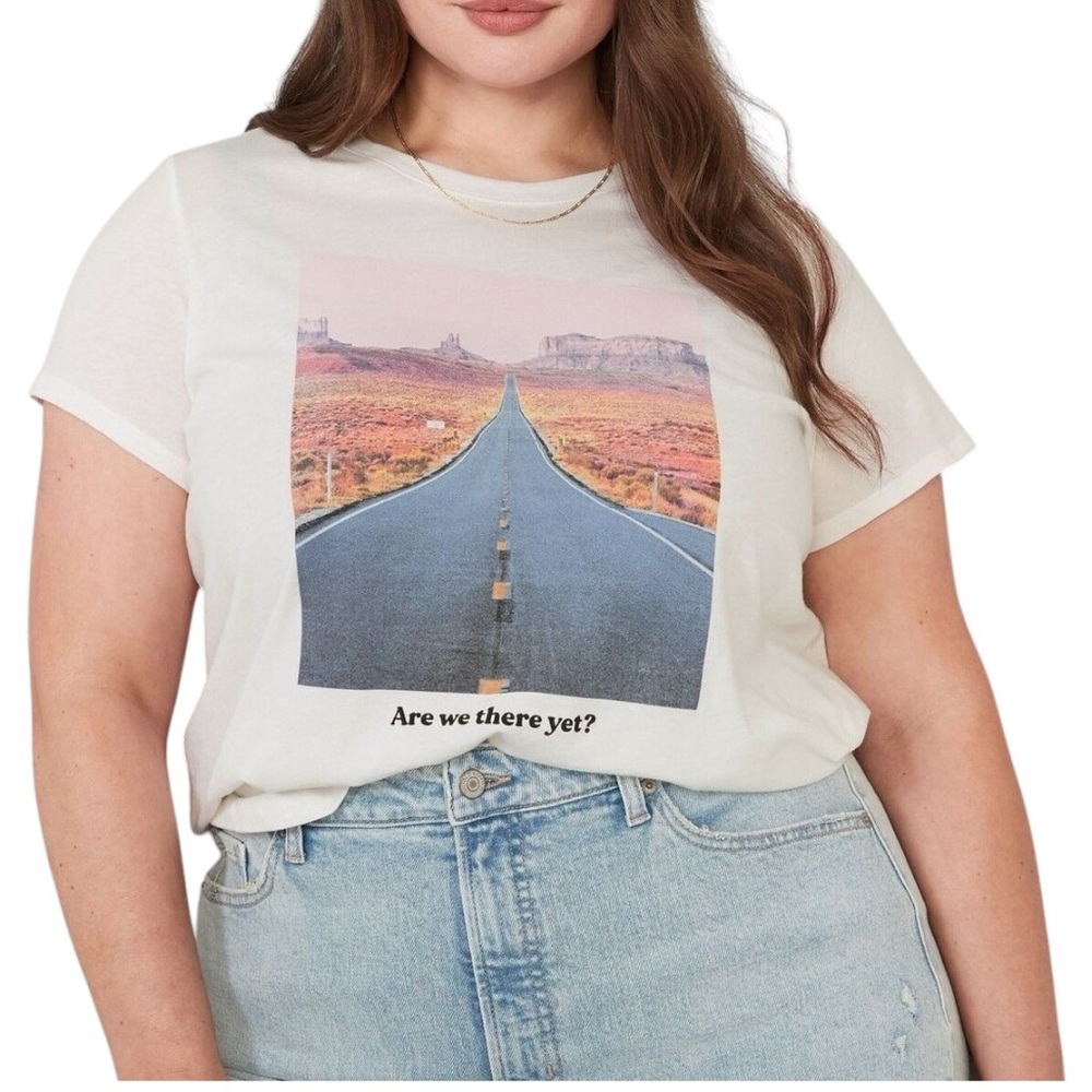 Old Navy “Are We There Yet?” Graphic T-Shirt Tee with Road Print M